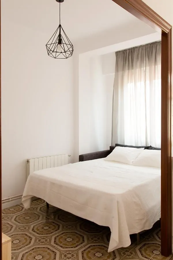 Apartament Bcn Stunning Getaway @Direct Metro From Airport L’Hospitalet de Llobregat Hiszpania
